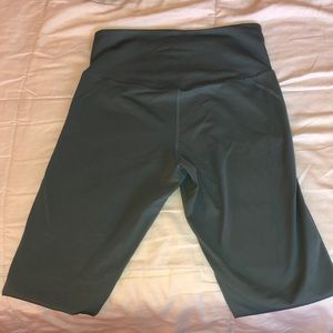 Girlfriend collective workout set